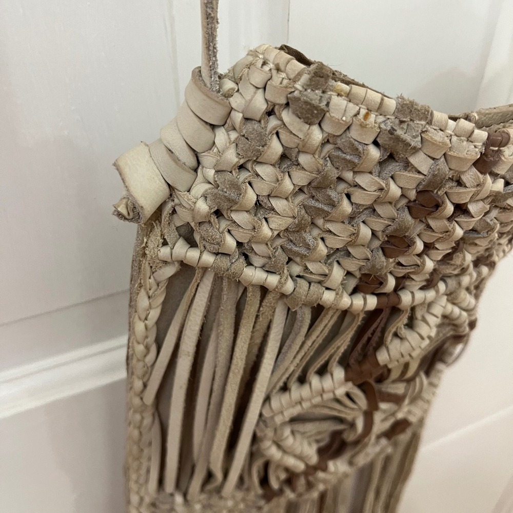 Lucky Brand Fringed Macrame Leather Crossbody Bag Boho Western Festival Hippie - Picture 3 of 8
